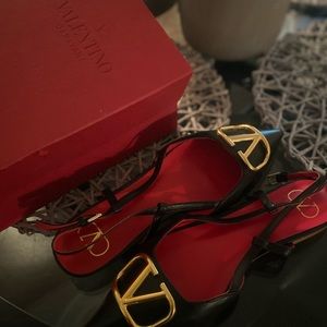 VALENTINO SANDALS